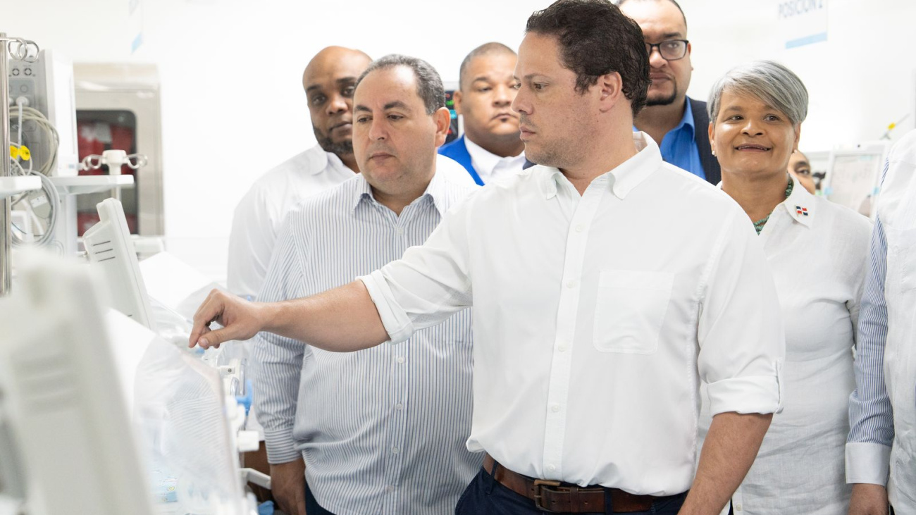 El Ministro Carlos Bonilla inaugura nuevas instalaciones en el Hospital Regional Docente Dr. Antonio Musa, ubicado en San Pedro de Macorís.