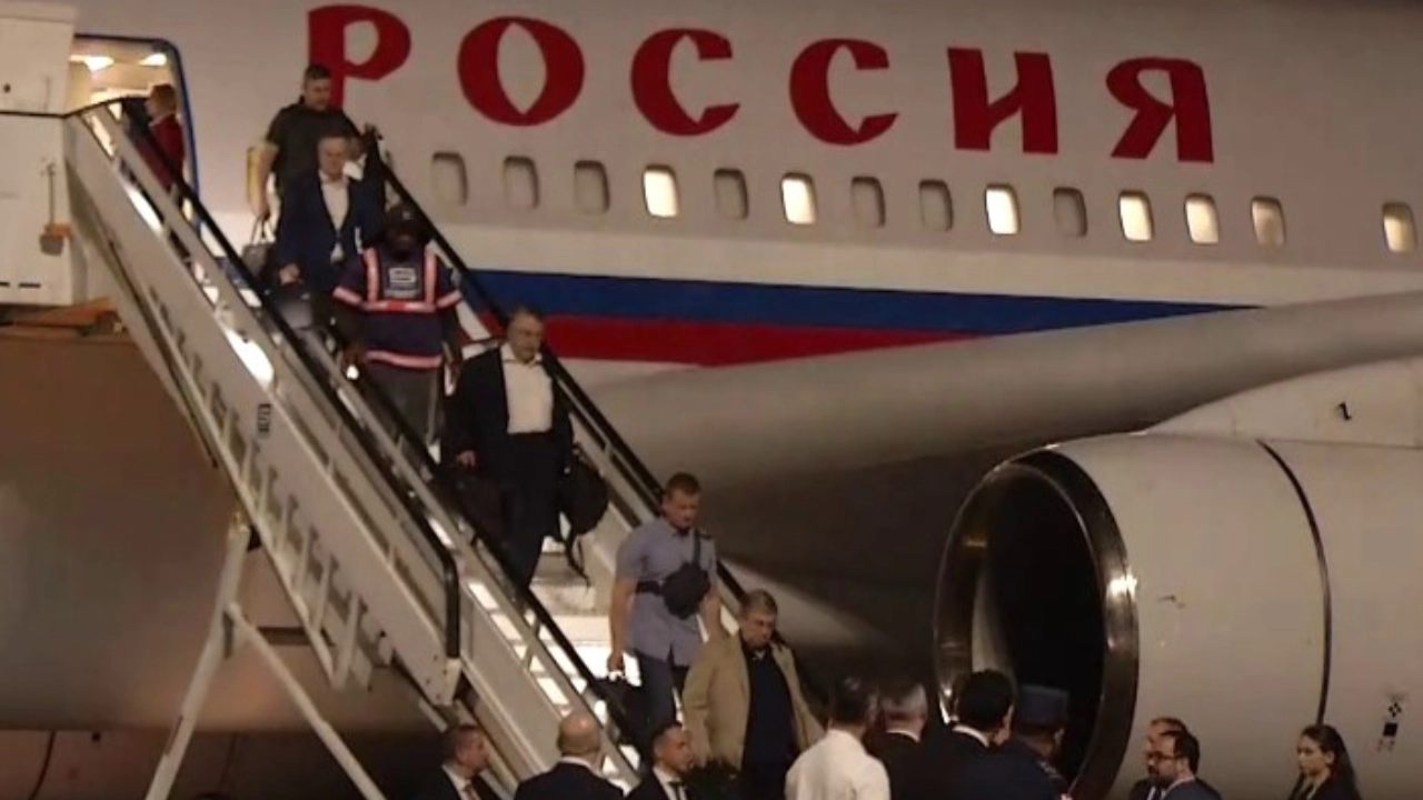 El canciller ruso, Sergei Lavrov, ha arribado a la República Dominicana en una visita que marca un hito significativo.