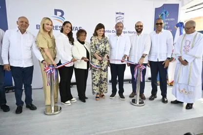 Gobierno y Banco de Reservas entregan obras remozadas SD