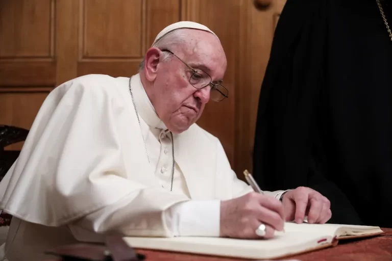Texto inédito del papa Francisco: “La muerte no es el final, sino un nuevo comienzo”