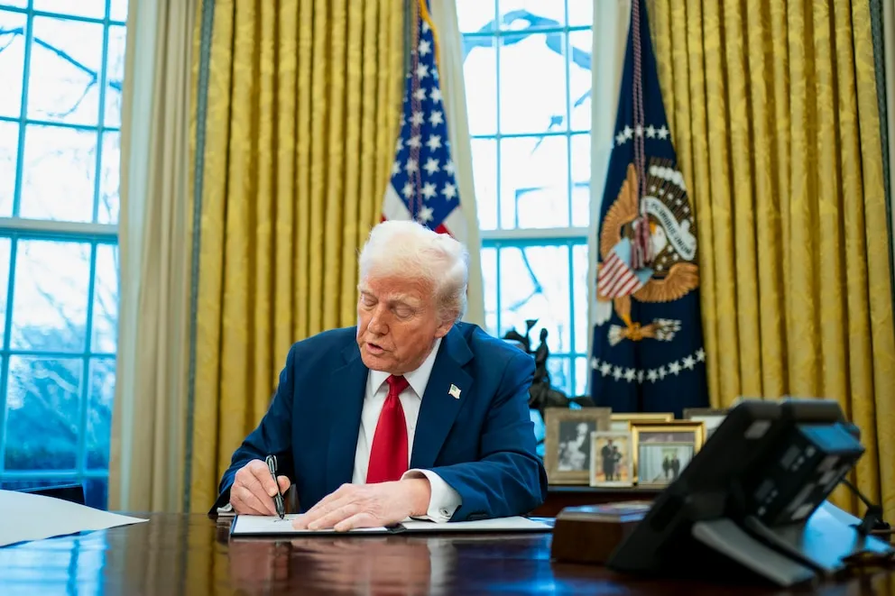 Trump aprobó la fusión entre US Steel y Nippon Steel y aseguró que generará “al menos 70.000 empleos”