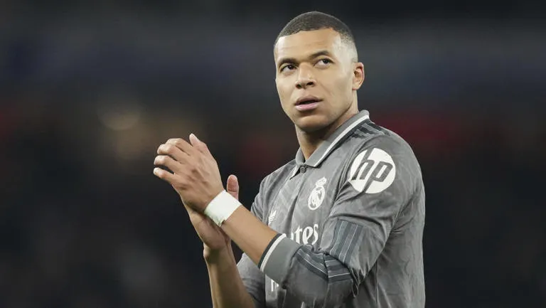 Mbappé felicita al PSG tras la histórica conquista de su primera Champions League