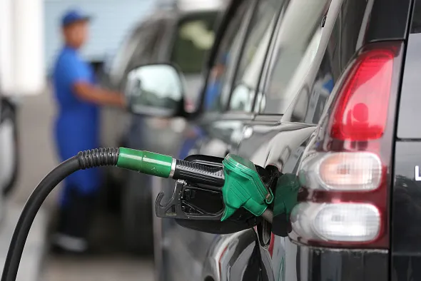El Gobierno dominicano sube precios a cuatro combustibles