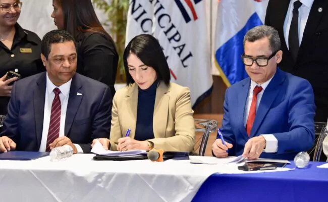 Firman acuerdo para fortalecer políticas municipales de lucha contra el trabajo infantil