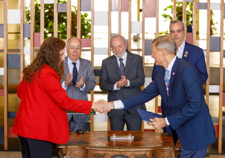 RD y Brasil firman acuerdos de entendimiento para mejorar la gestión pública y fortalecer la formación del personal diplomático