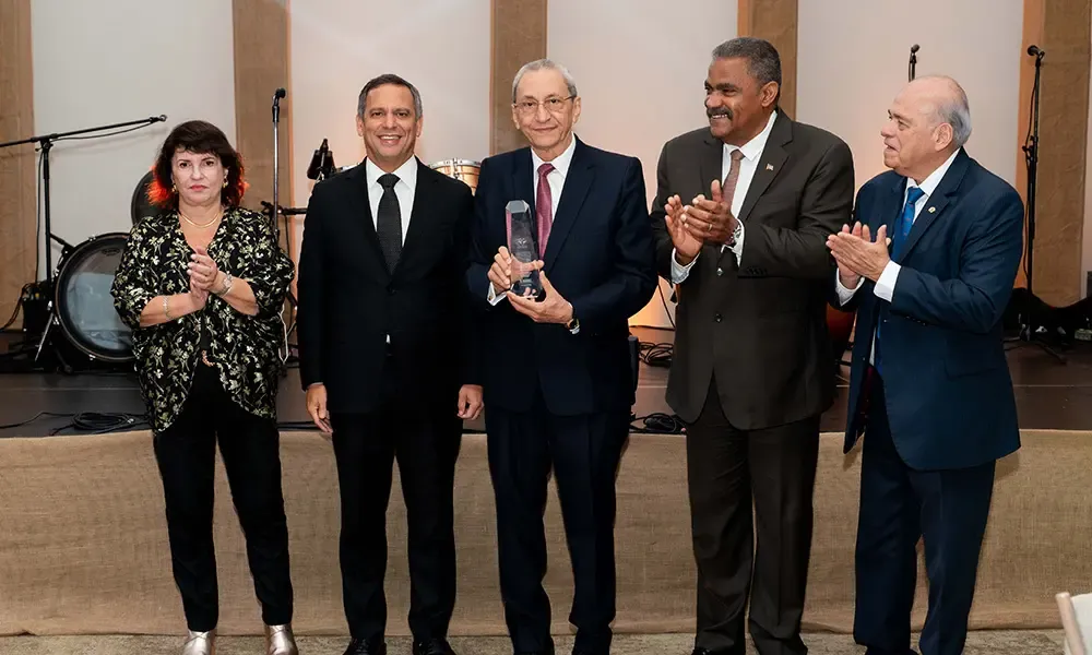 Suprema Corte reconoce aporte de juristas iberoamericanos en cumbre judicial