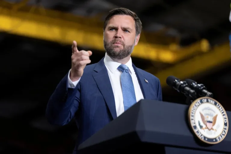 JD Vance asegura que Rusia hizo “concesiones significativas” a Trump en negociaciones por Ucrania