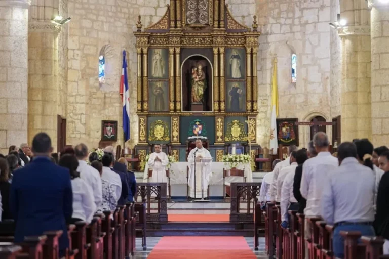 PROMESE/CAL celebra misa de acción de gracias por su 41 aniversario