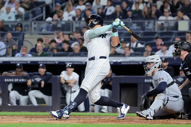 Aaron Judge supera a Yogi Berra entre los mejores jonroneros históricos de los Yankees