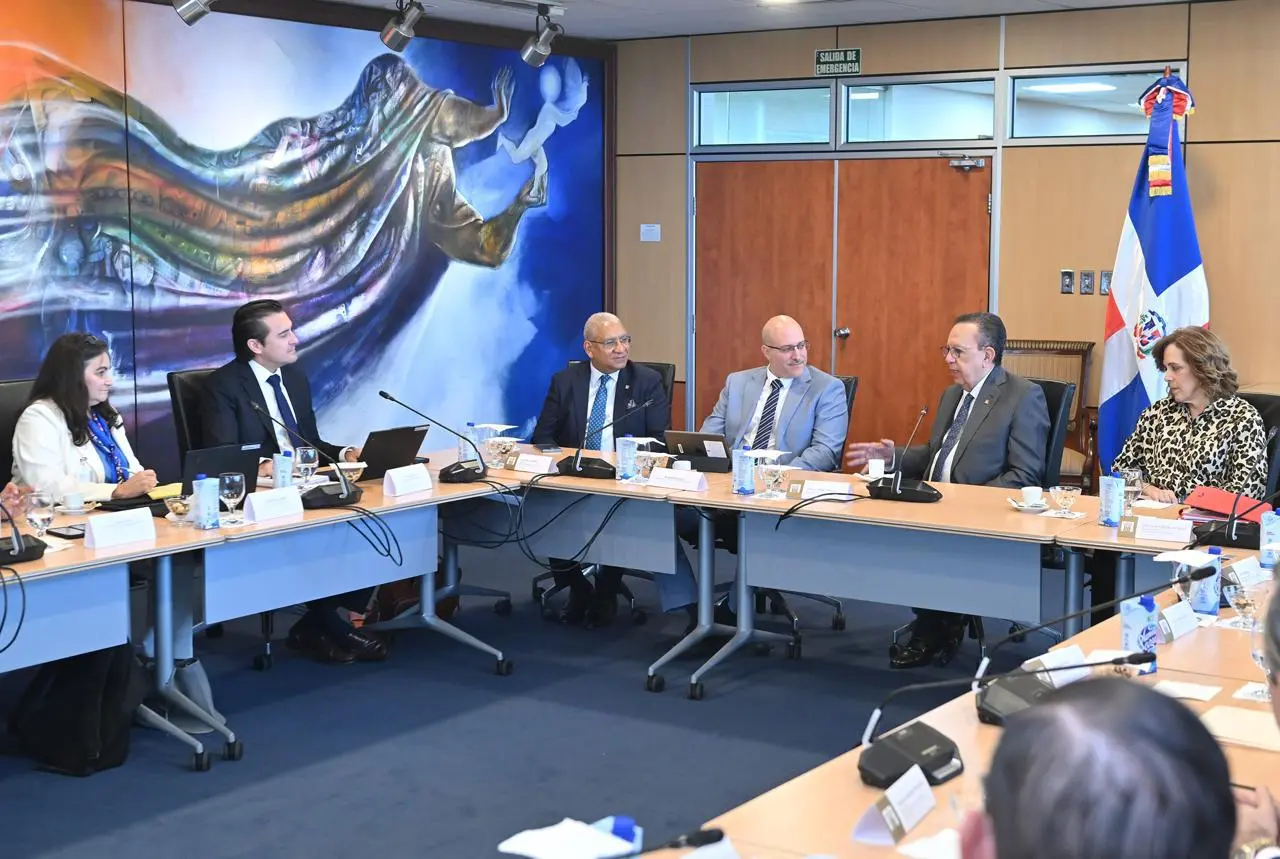 Autoridades podrían buscar ayuda FMI para profundizar reformas