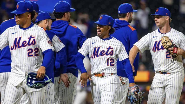 “Tres gigantes de los Mets aspiran a otro galardón: Alonso, Lindor y Soto entre los finalistas al Silver Slugger 2025”