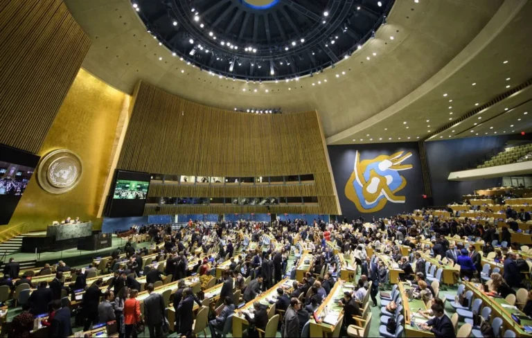 ONU aprueba resolución que condena embargo contra Cuba
