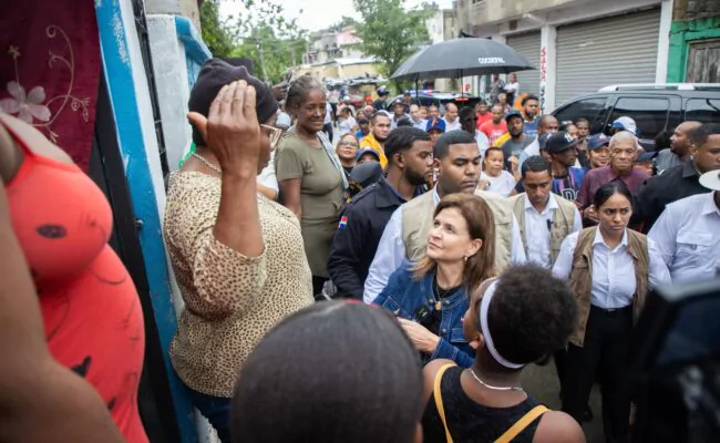 La prioridad del gobierno seguirá siendo la gente! Raquel Peña anunció desde Simón Bolívar de SC y El Hoyo de Boronota en SDN un programa especial de intervención de cañadas para evitar inundaciones
