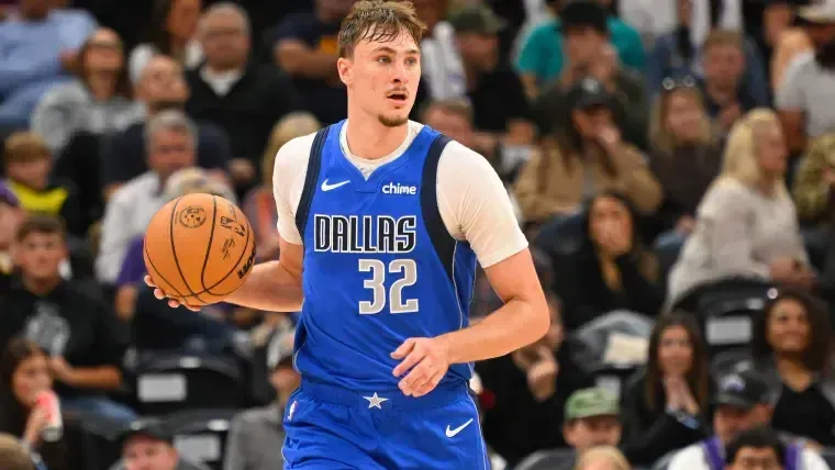 🗣️ “¡ENTIENDE ESTO, JOVEN GIGANTE!” Dirk Nowitzki lanza consejo de sabiduría a Cooper Flagg tras incierto inicio