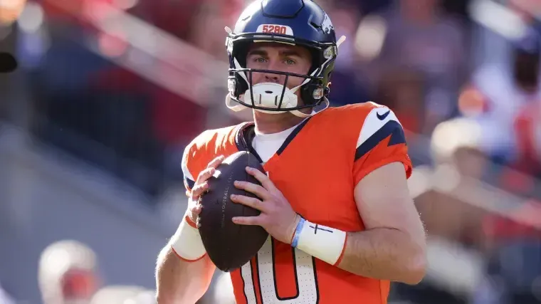 🧊 “BÁJALE AL VOLUMEN”: El consejo directo de John Elway a Bo Nix