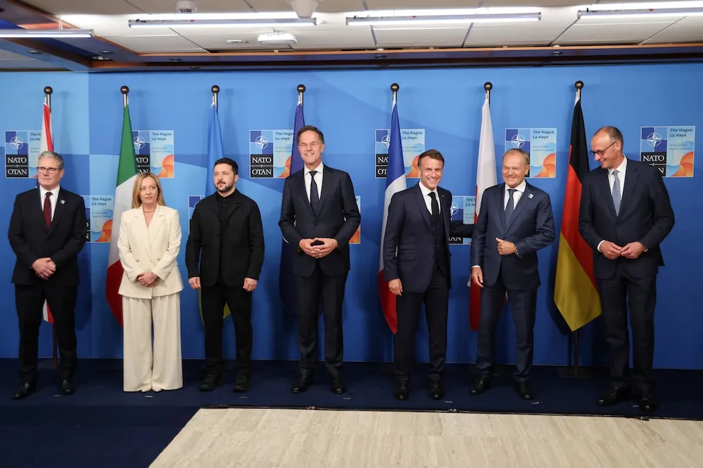 **¡UCRANIA SE PREPARA PARA EL ACUERDO! Kiev dialoga con sus aliados europeos sobre el plan de paz de EE.UU. para avanzar hacia una «paz justa» ⚖️🇺🇦