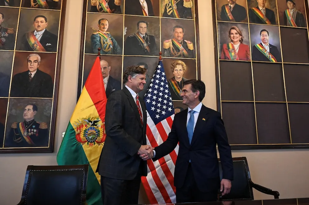 🇺🇸🤝🇧🇴 Estados Unidos expresa disposición a colaborar con Bolivia en la revisión de vínculos con Irán