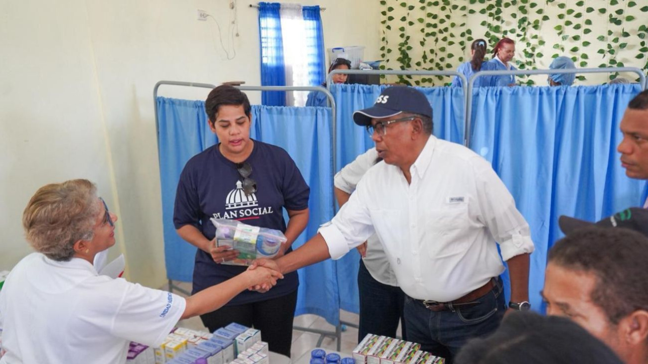 Gobierno realiza jornada integral en Santo Domingo Este