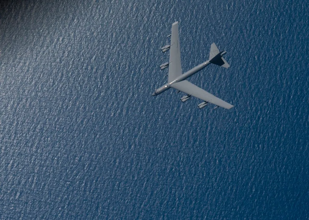✈️ “B-52 de EE. UU. simulan ataque aéreo en el Caribe: nueva demostración de fuerza en plena tensión con Venezuela”