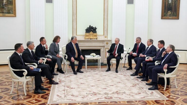 Putin y Orbán se reúnen en Moscú en medio de los intentos de negociar la paz en Ucrania