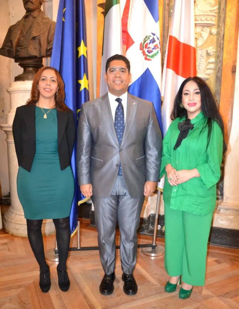 Conferencia magistral de la doctora Jessy Sánchez en Génova marca un precedente en temas de migración y liderazgo empresarial