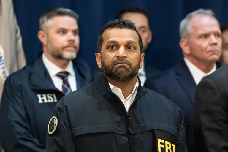 🔐 ¡ALERTA EVITADA! El FBI frustra un presunto ataque terrorista planeado para Halloween en EE.UU., con cinco detenidos