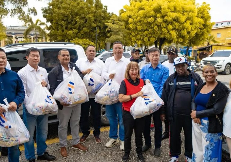Oficina Senatorial de Santo Domingo realiza operativo humanitario tras el paso de la tormenta Melissa