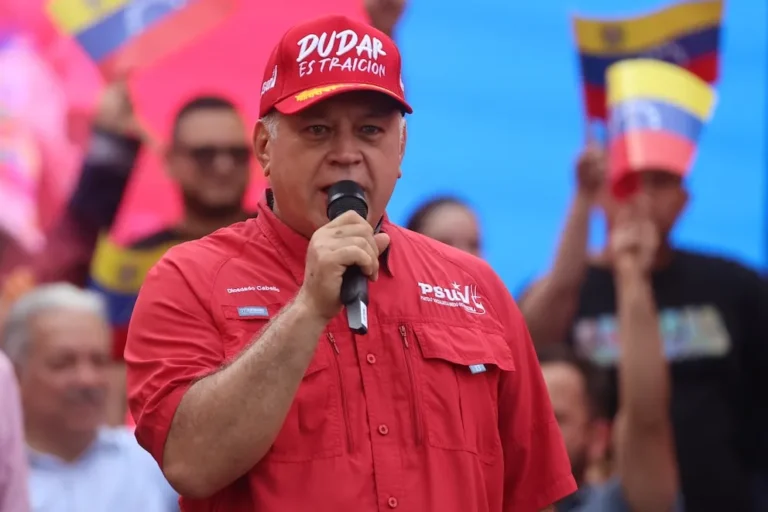 Diosdado Cabello desafía a EE. UU.: “No nos doblan por miedo; no saben de qué estamos hechos” 🇻🇪⚔️