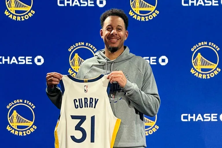 🤝 Los hermanos Curry se reencuentran en los Warriors: vuelve Seth para cerrar la temporada junto a Stephen