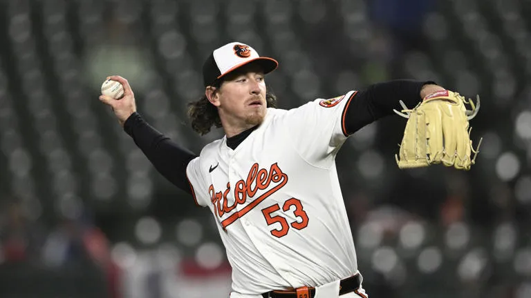 🍎 Refuerzo estratégico: Los Mets firman al lanzador Mike Baumann para fortalecer su bullpen en 2026 ⚾