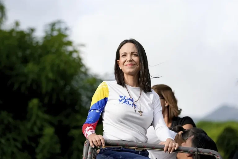 María Corina Machado viajará a Oslo para recibir el Premio Nobel de la Paz 🕊️🏅