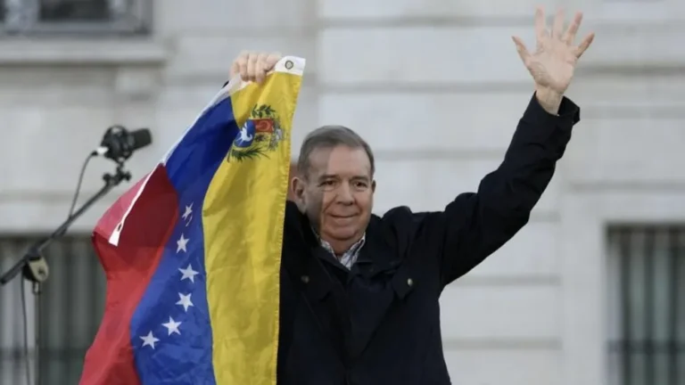 TENSIÓN AL LÍMITE: MOSCÚ ACUSA A KIEV DE ATACAR LA RESIDENCIA DE PUTIN Y AMENAZA CON REPRESALIAS