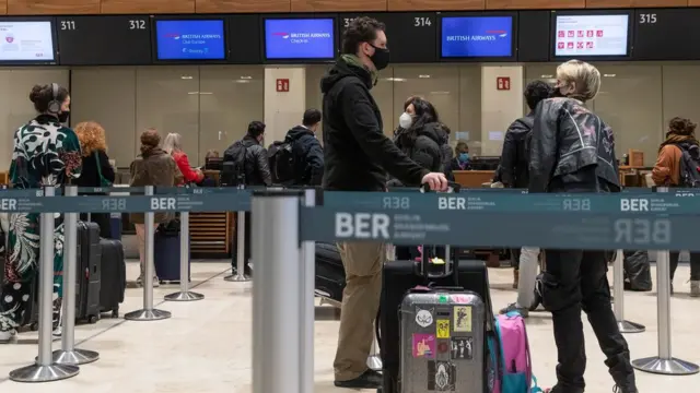 Detectan el virus más contagioso del mundo en dos aeropuertos de EE.UU.