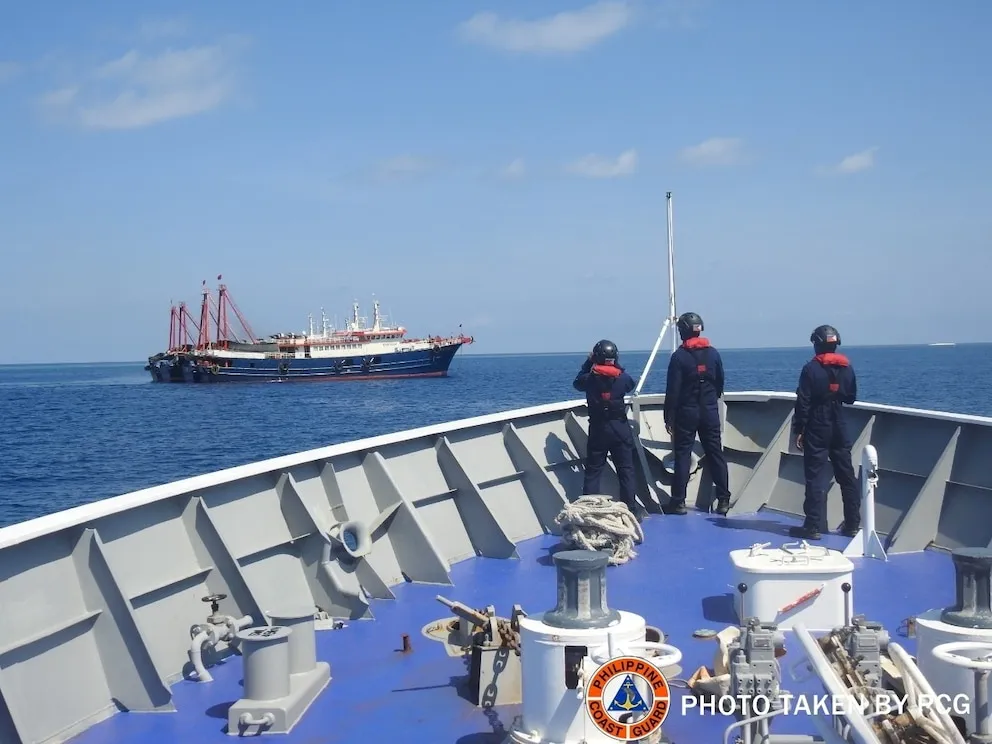 EE.UU. CONDENA ACCIONES DE CHINA CONTRA PESCADORES FILIPINOS Y ALERTA POR ESCALADA PELIGROSA 🌊⚠️