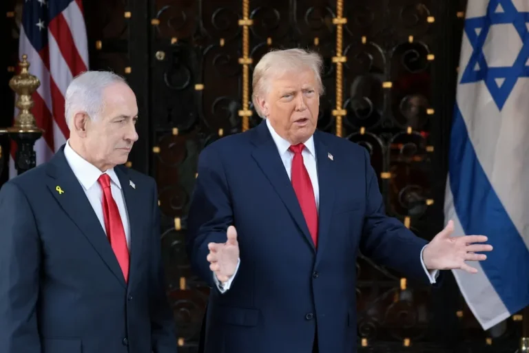 ULTIMÁTUM DESDE WASHINGTON: TRUMP ADVIERTE A HAMÁS SOBRE "GRAVES CONSECUENCIAS" SI INCUMPLE EL DESARME EN GAZA