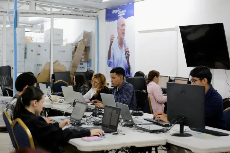 🇭🇳 Crisis electoral en Honduras: El CNE reanuda el escrutinio especial bajo un clima de parálisis e incertidumbre 🗳️