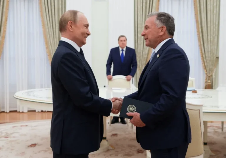 🌍 Steve Witkoff vuela a Moscú para reanudar diálogos con Putin sobre Ucrania
