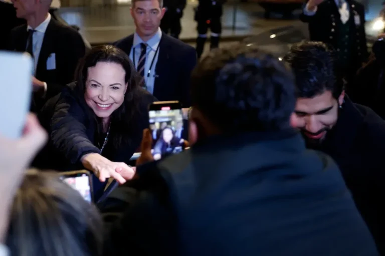 María Corina Machado confirma su regreso a Venezuela para ayudar a su causa
