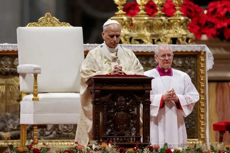 🕊️ Mensaje de paz desde el Vaticano: El Papa León XIV clama por los olvidados y condena la insensatez de la guerra 🕯️⛪