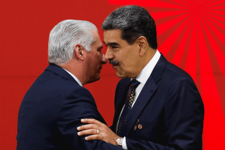 🇨🇺 El cordón umbilical del Caribe: La estrategia de Cuba para sostener a Maduro y salvar su propia economía 🛢️