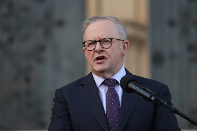 AUSTRALIA PROMETE MEDIDAS MÁS DRÁSTICAS CONTRA EL ODIO TRAS EL ATAQUE TERRORISTA EN BONDI BEACH 🇦🇺⚠️