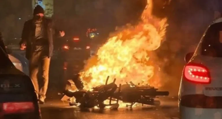 ESTALLIDO SOCIAL EN IRÁN: 36 MUERTOS Y MILES DE DETENIDOS EN PROTESTAS CONTRA KHAMENEI