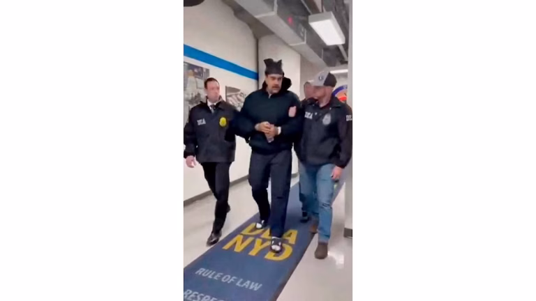 Maduro en la DEA: Las imágenes del procesamiento en Nueva York