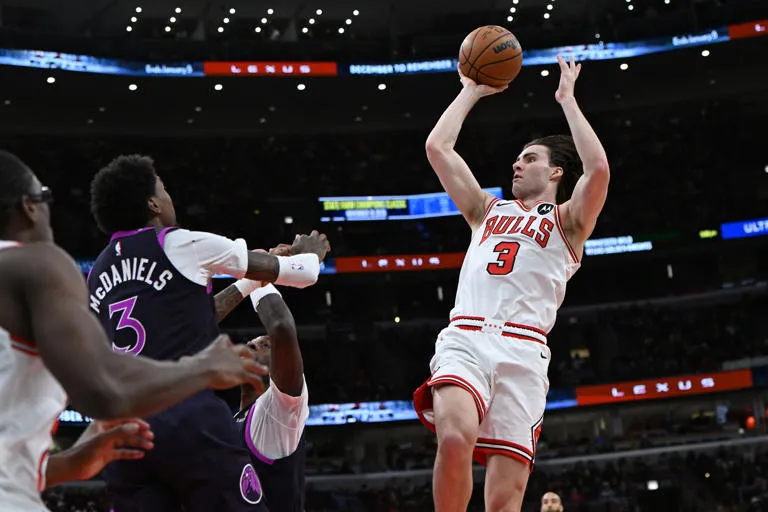 Alarma en Chicago: Los Bulls pierden a sus dos máximos referentes por lesión en un inicio de año crítico