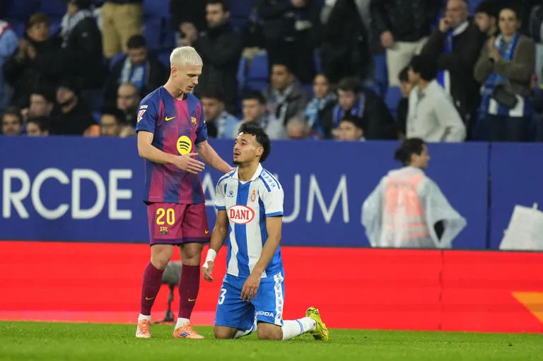 "Es increíble, un porterazo": El reconocimiento de Dani Olmo a Joan García