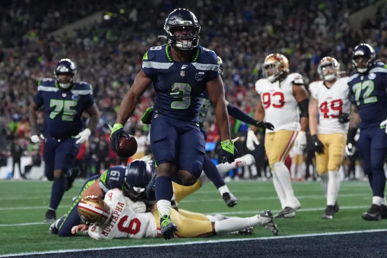Refuerzos de Última Hora: Seahawks activan a Holani y Arroyo para la Final de la NFC