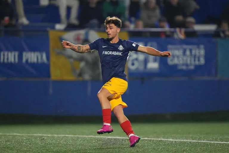 ¡MILAGRO EN EL AÑADIDO! EL ANDORRA SELLA EL PASE A SEMIFINALES CON PIQUÉ DE TESTIGO