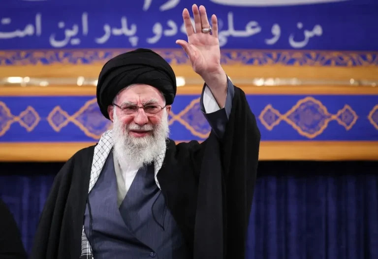 KHAMENEI ROMPE EL SILENCIO TRAS LA MASACRE: "SON DELINCUENTES Y NO HABRÁ PERDÓN"