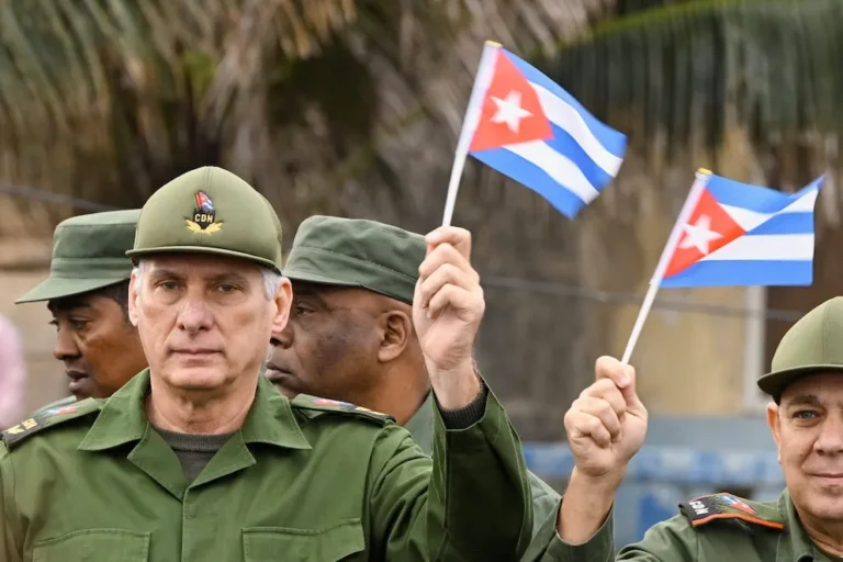Aranceles al petróleo: La nueva estrategia de Trump para bloquear el suministro energético a Cuba