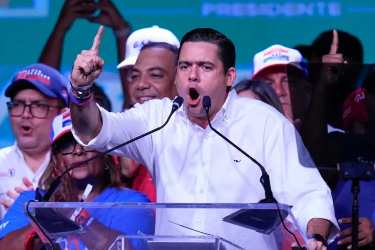 Detenido José Gabriel Carrizo al llegar a Panamá